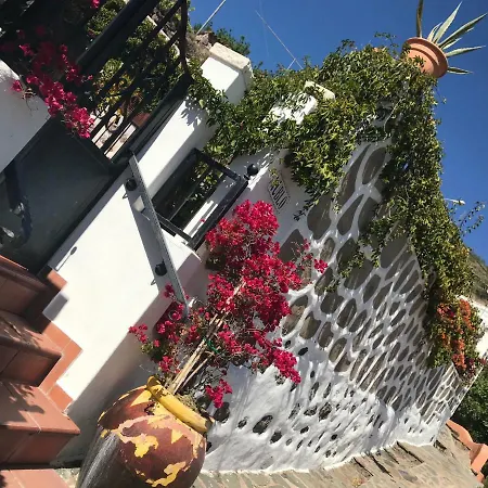 Casita Roque Nublo Tejeda (Gran Canaria)